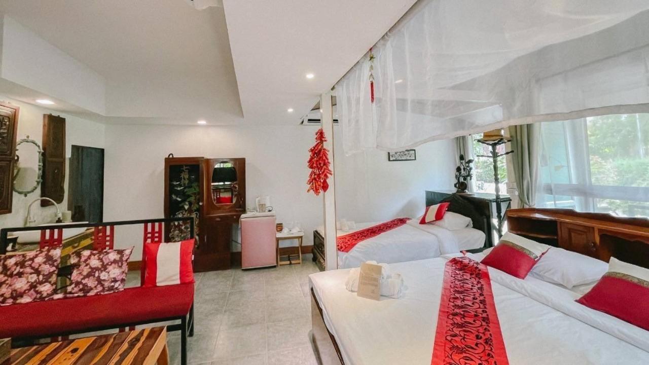 The Antique Riverside Resort Ban Pong  Exterior foto