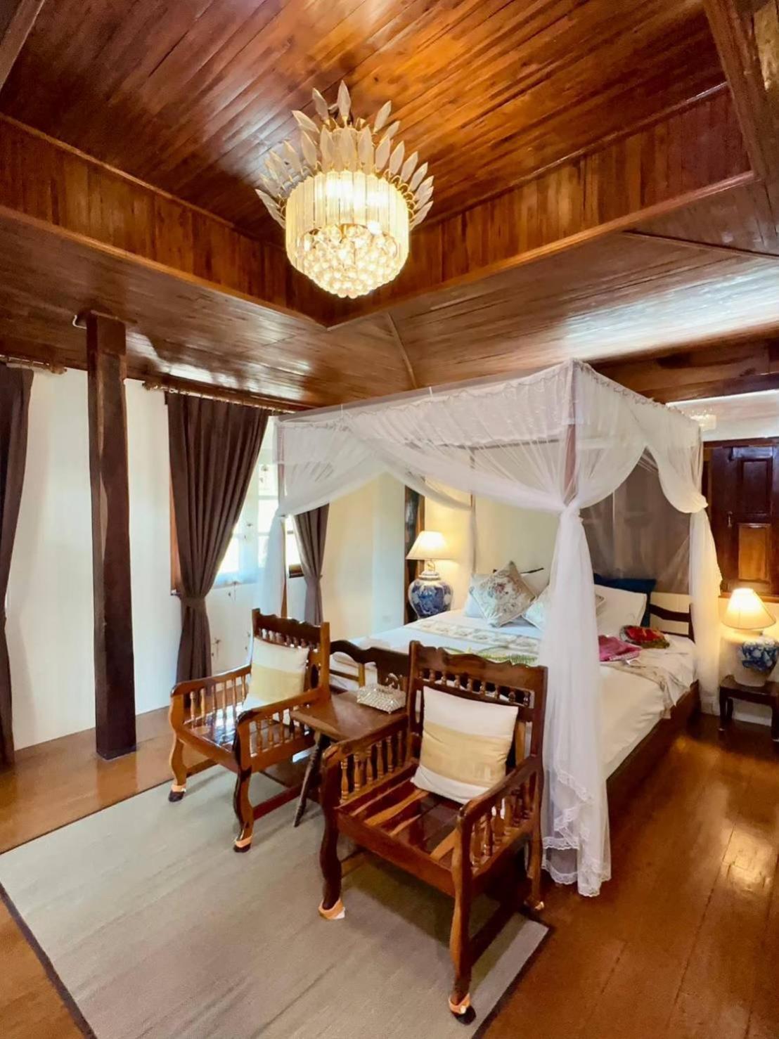 The Antique Riverside Resort Ban Pong  Exterior foto